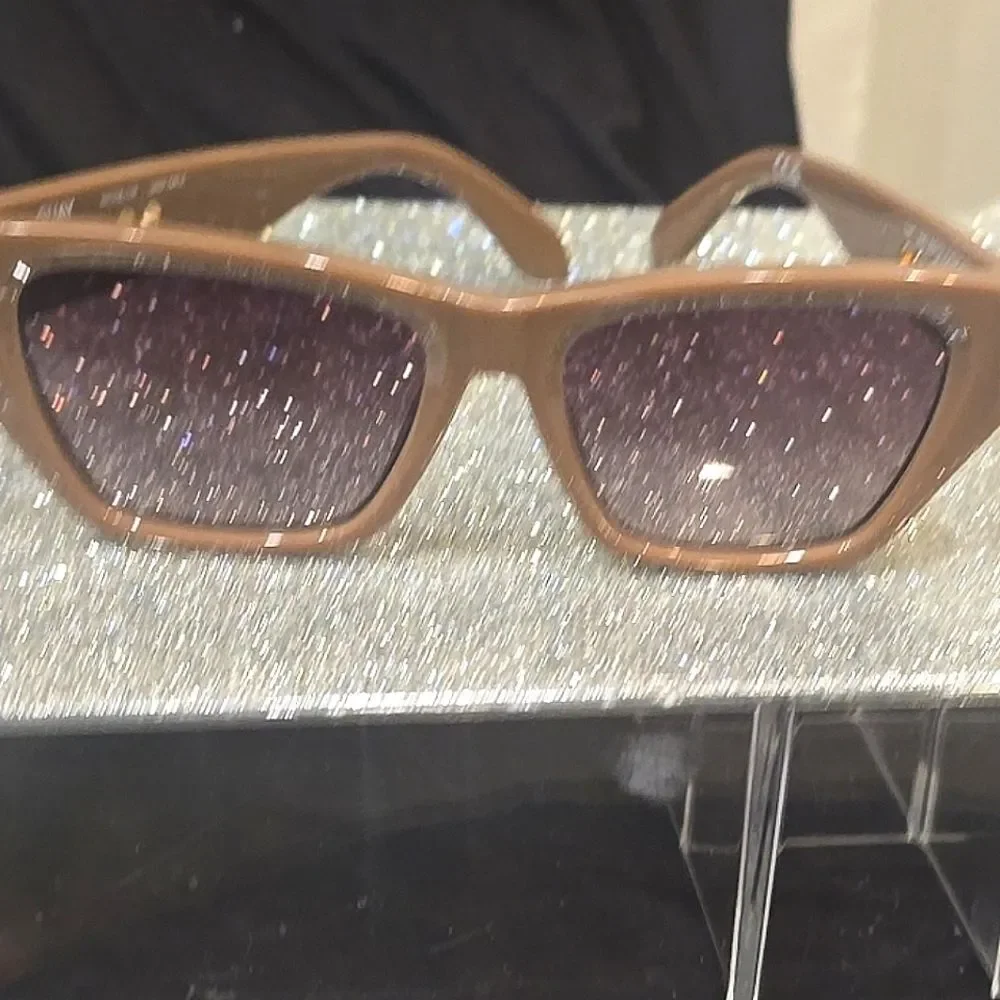 Quay Australia No Apologies‎ Sunglasses- Doe/Brown